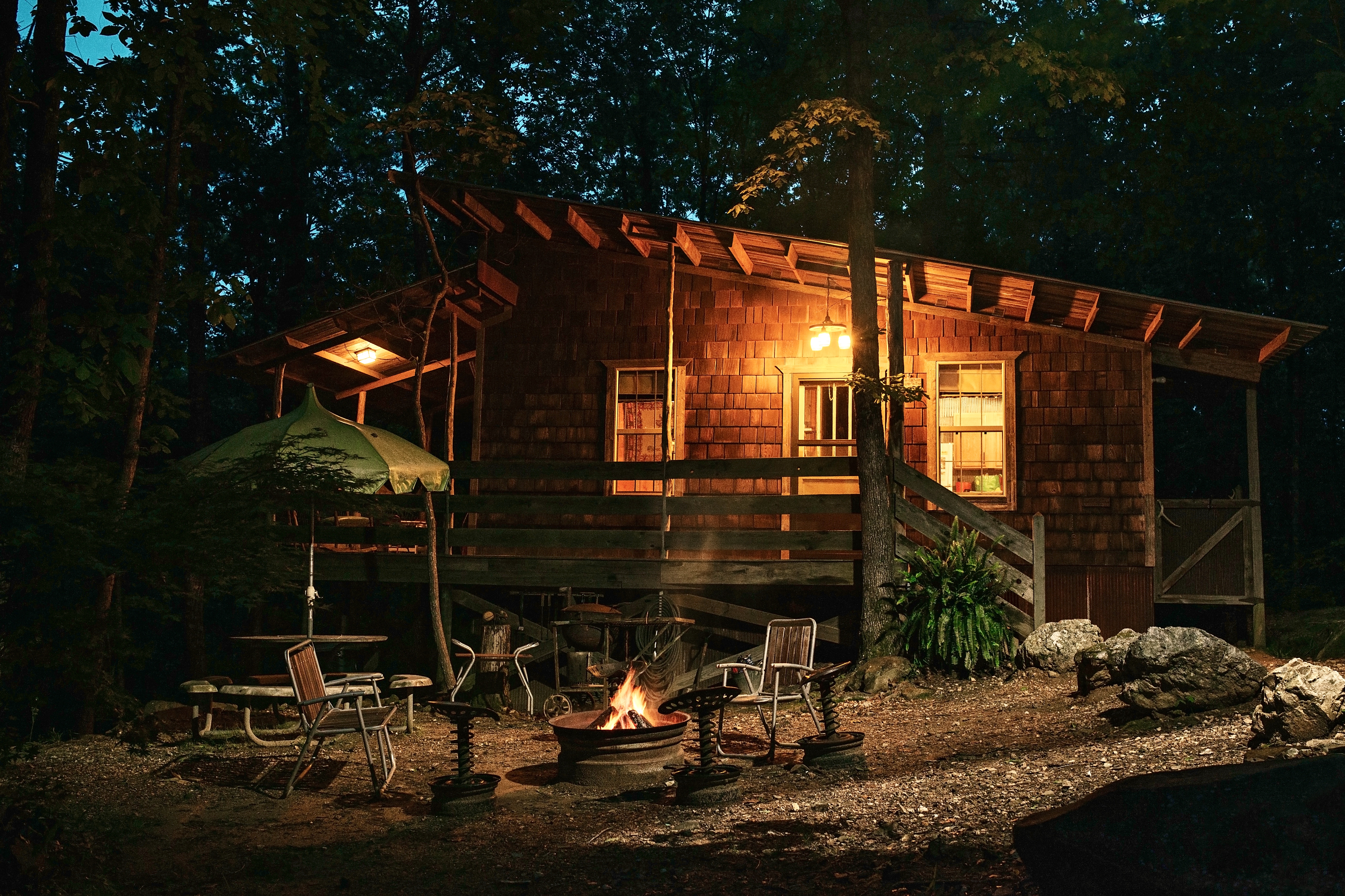 Oak Ridge Cabin at Lone Cedar Cabins in Hot Springs, DeGray Lake State Park, Ouachita National Forest, Hot Springs National Park